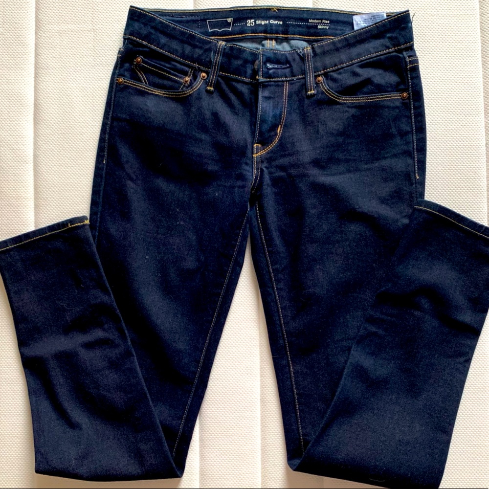 Like NEW Levi’s Jeans 25